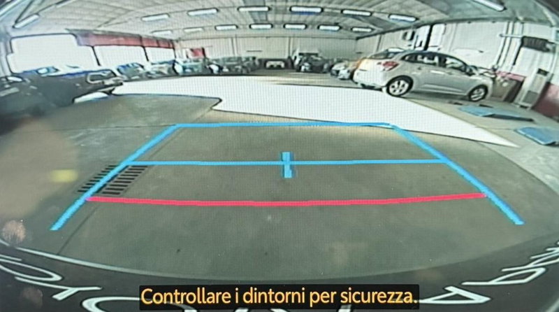 Toyota Toyota C-HR nuova a Monza e Brianza (13)