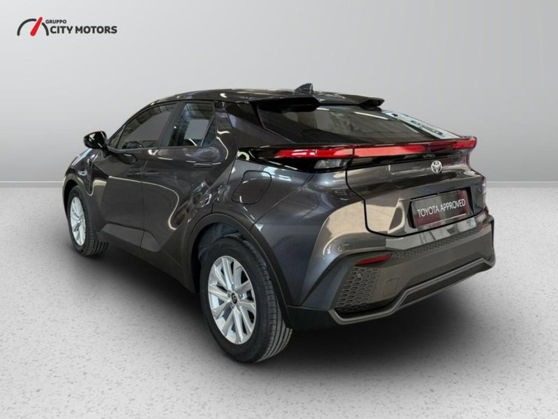 Toyota Toyota C-HR nuova a Monza e Brianza (4)