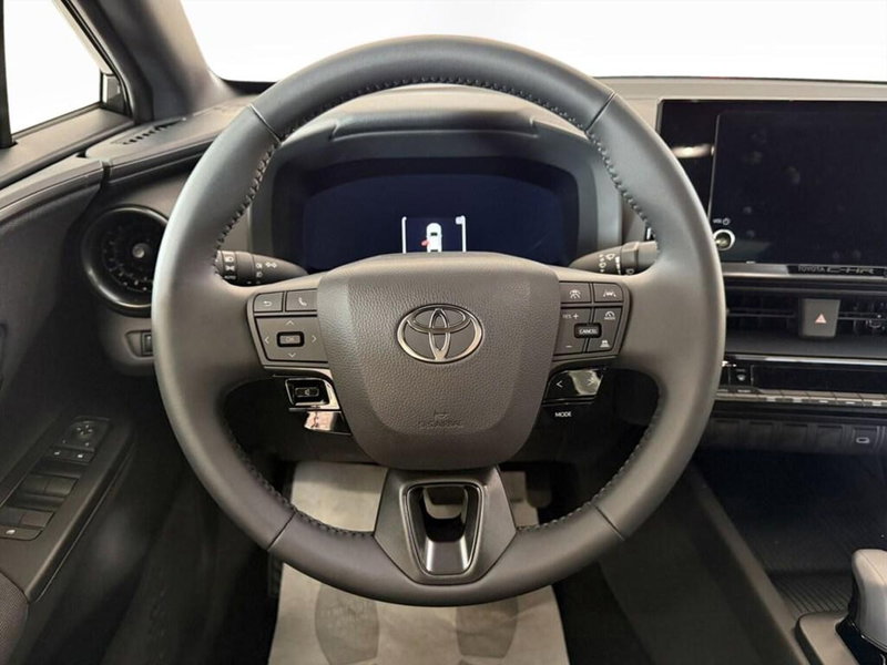 Toyota Toyota C-HR nuova a Monza e Brianza (7)