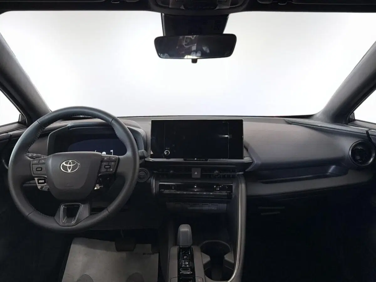 Toyota Toyota C-HR nuova a Monza e Brianza (8)
