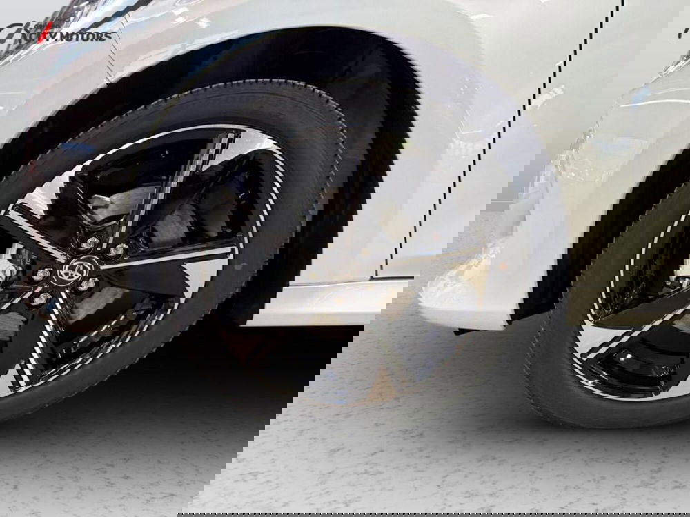 Toyota Yaris Cross nuova a Monza e Brianza (15)