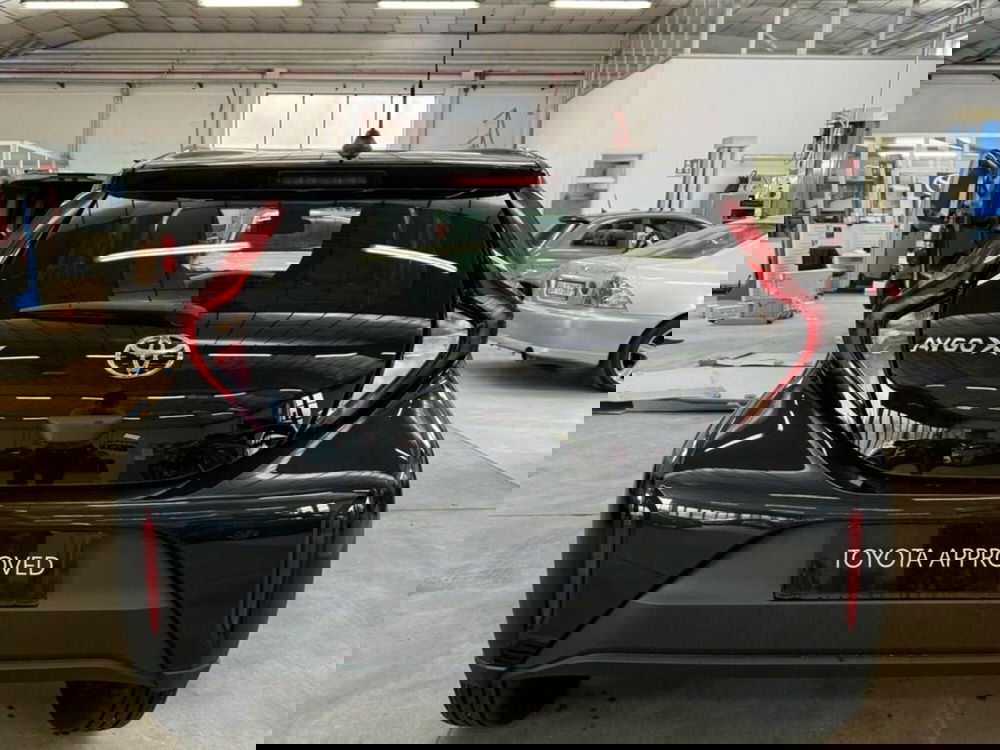 Toyota Aygo X nuova a Monza e Brianza (5)