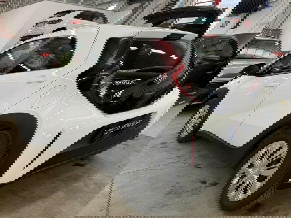 Toyota Aygo X nuova a Monza e Brianza (4)