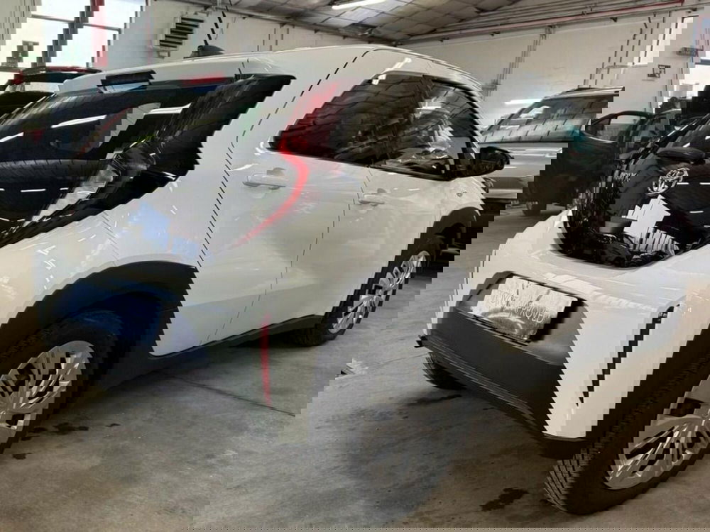 Toyota Aygo X nuova a Monza e Brianza (6)