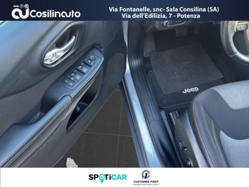 Jeep Cherokee usata a Salerno (16)