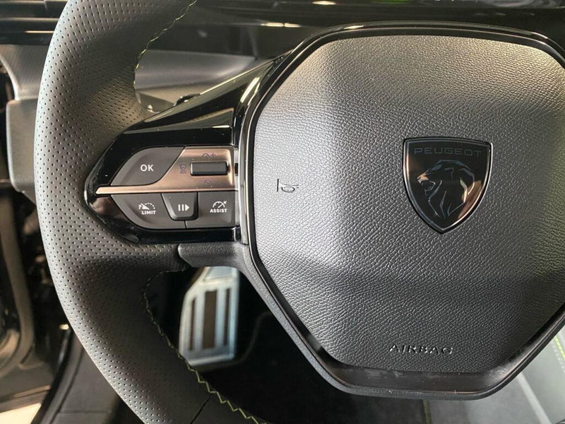Peugeot 408 nuova a Torino (12)