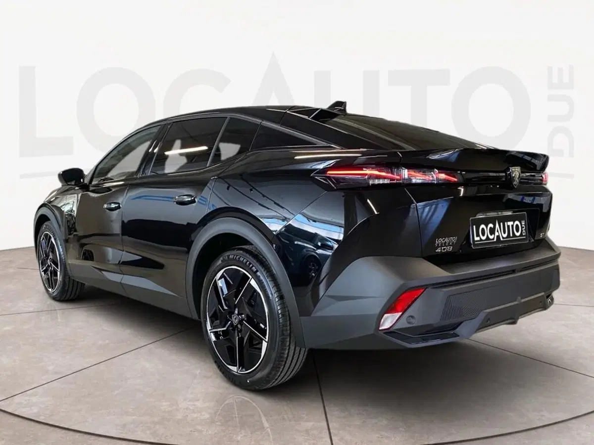 Peugeot 408 nuova a Torino (5)