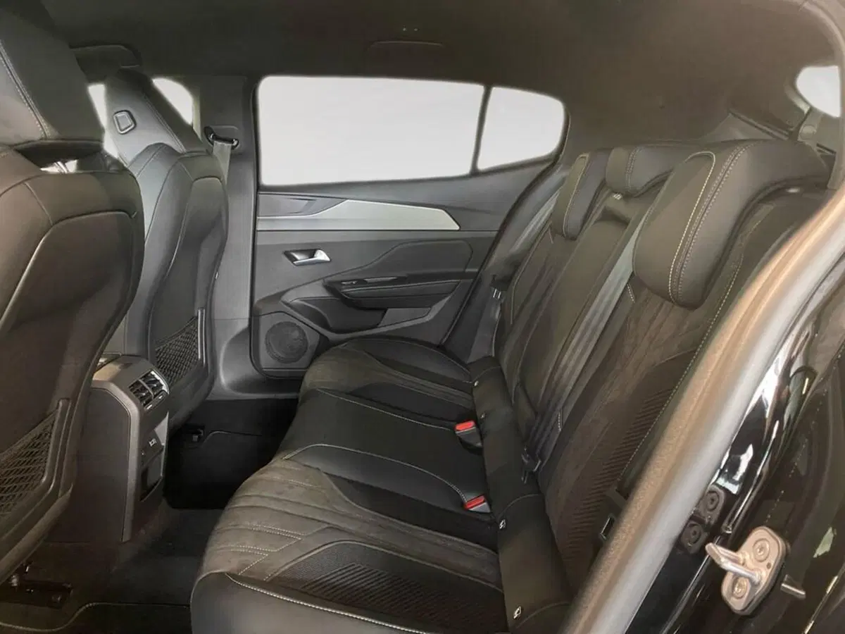 Peugeot 408 nuova a Torino (8)