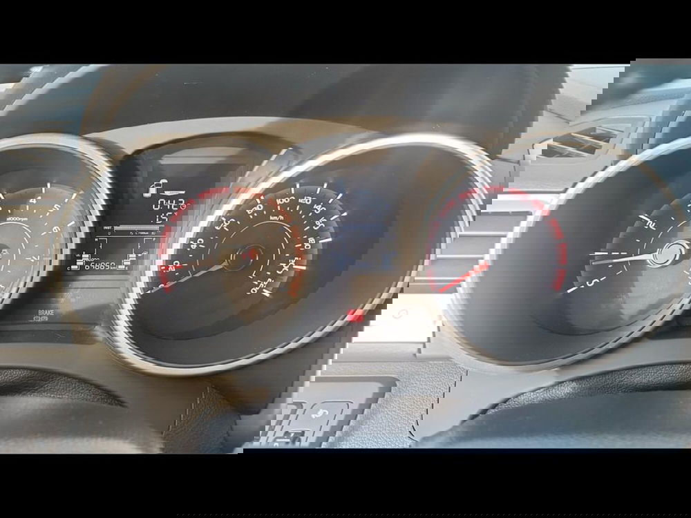 Ssangyong Tivoli usata a Varese (10)