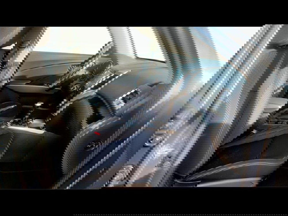 Ssangyong Tivoli usata a Varese (3)