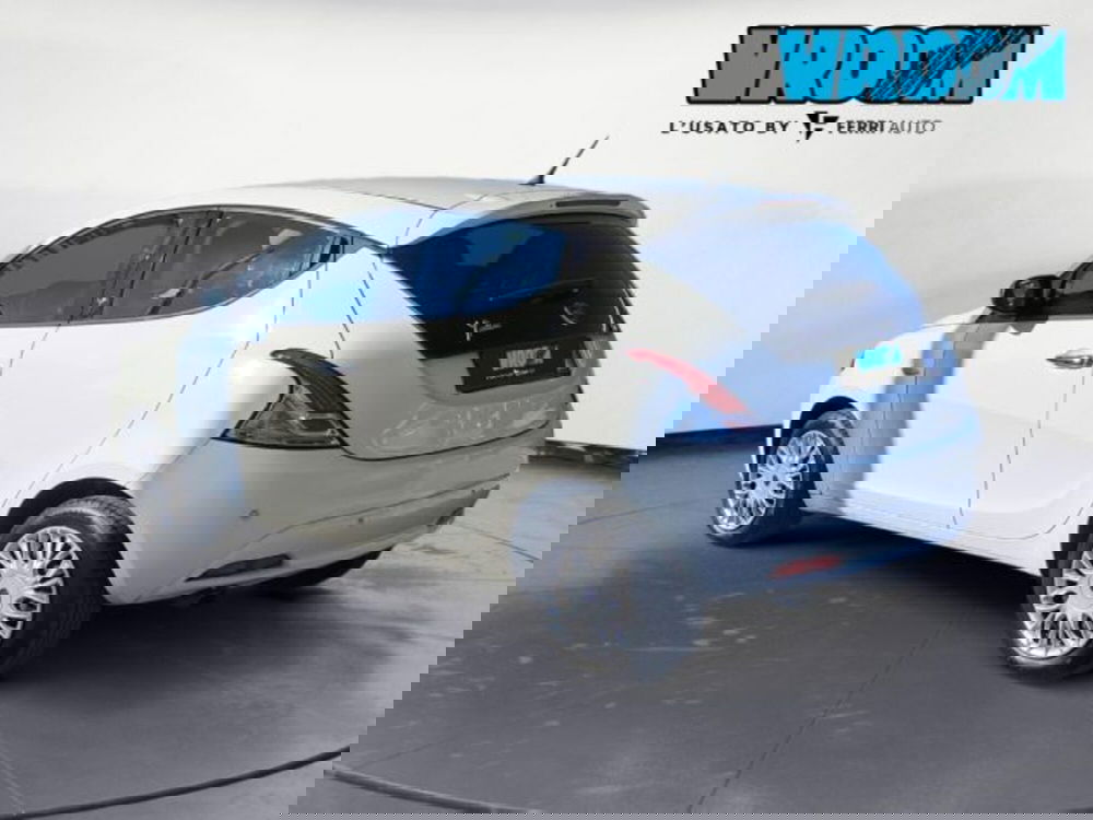 Lancia Ypsilon usata a Treviso (8)