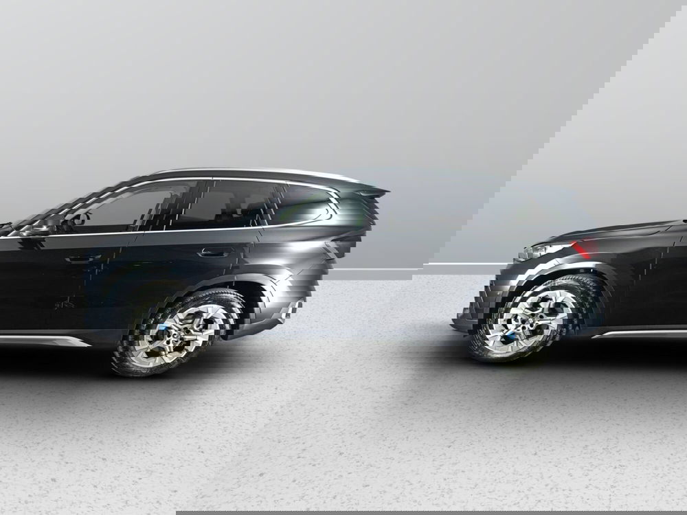 BMW iX1 usata a Ascoli Piceno (6)