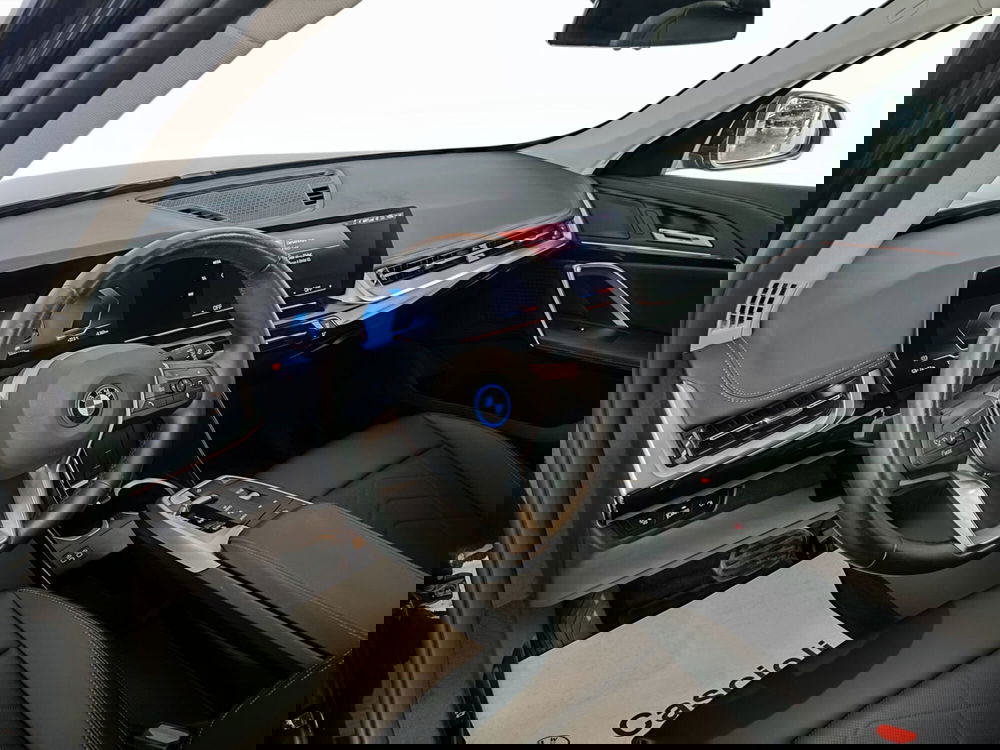 BMW iX1 usata a Ascoli Piceno (7)