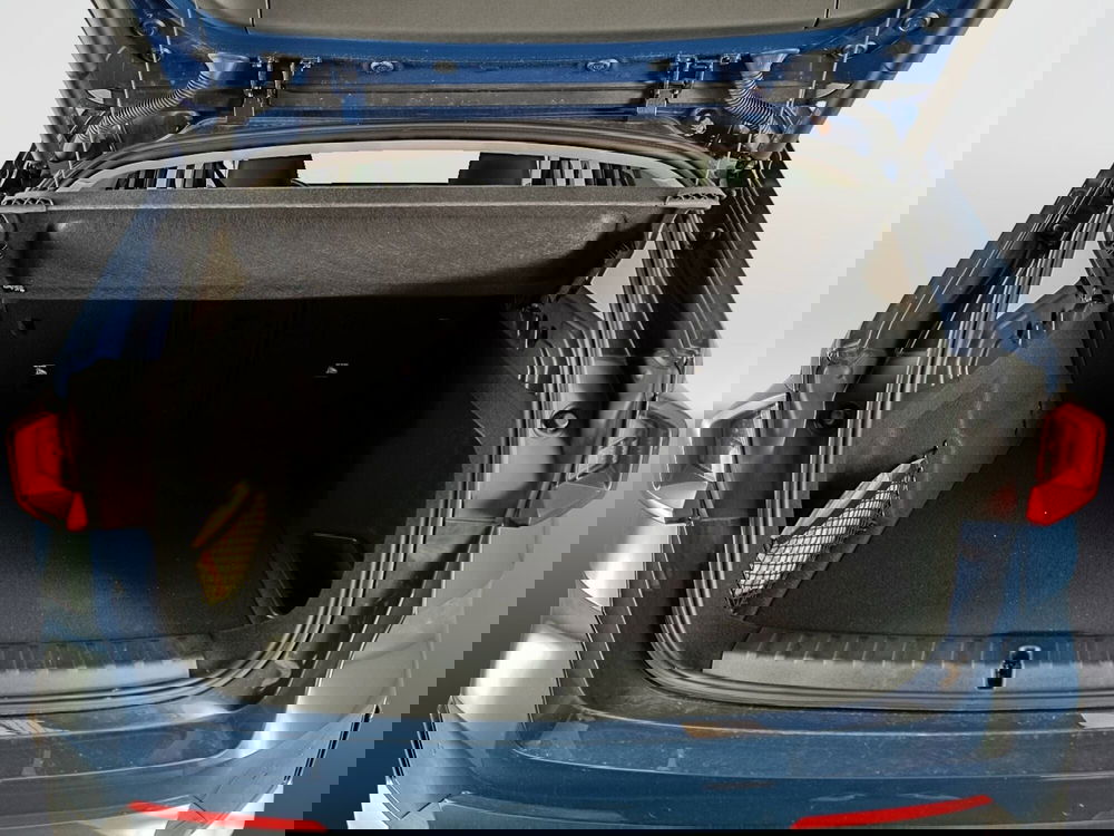 BMW iX1 usata a Ascoli Piceno (14)