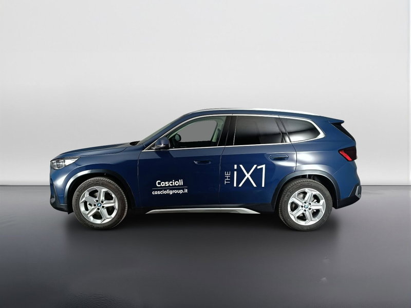 BMW iX1 usata a Ascoli Piceno (6)