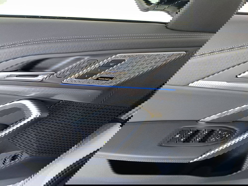 BMW iX2 usata a Ascoli Piceno (15)