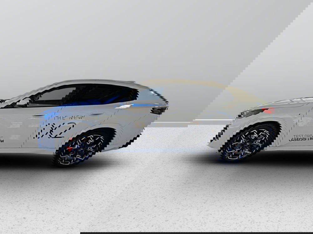 BMW iX2 usata a Ascoli Piceno (6)