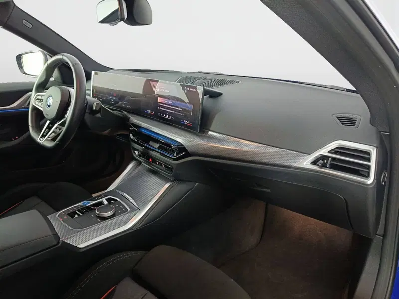 BMW i4 usata a Ascoli Piceno (10)