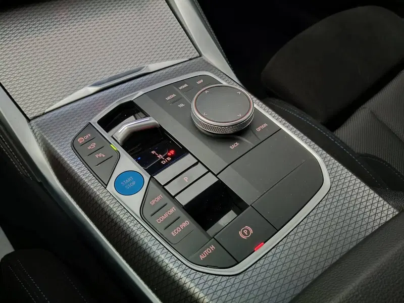 BMW i4 usata a Ascoli Piceno (18)