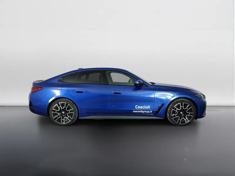 BMW i4 usata a Ascoli Piceno (3)
