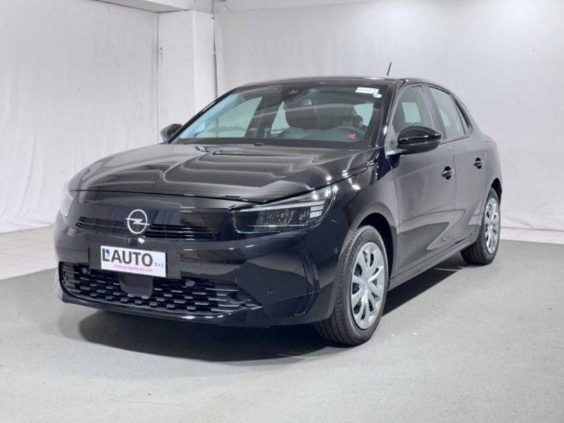 Opel Corsa nuova a Sondrio