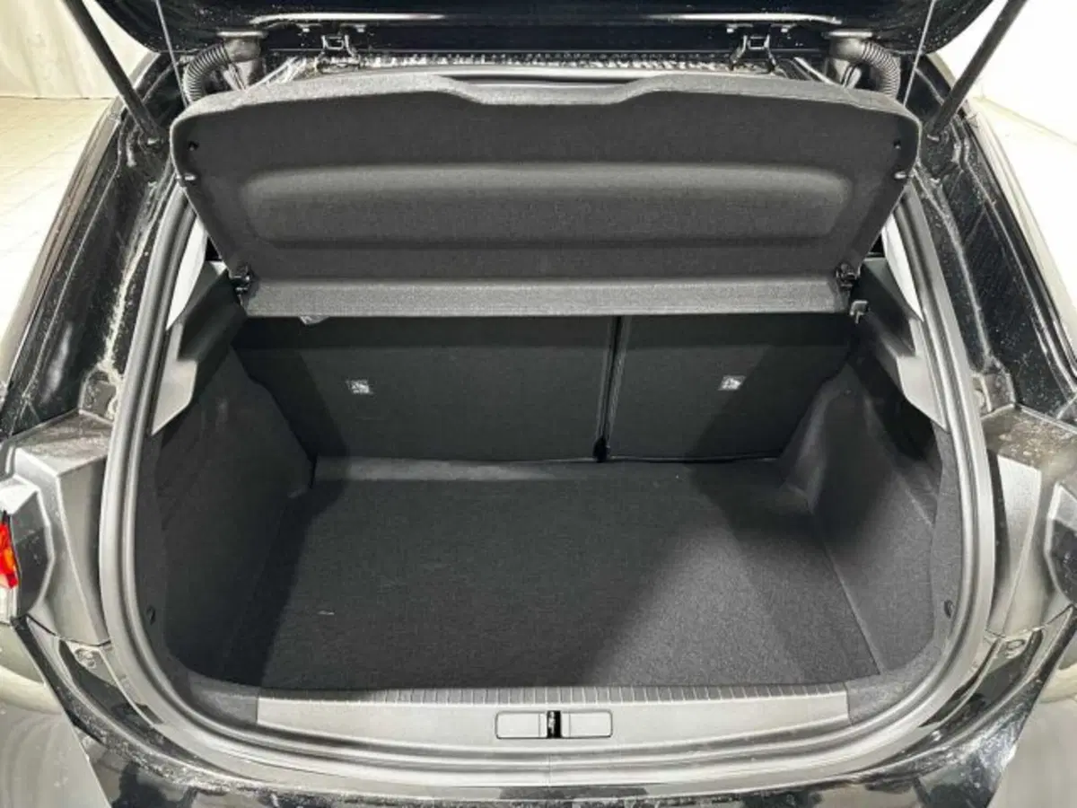 Opel Corsa nuova a Sondrio (15)
