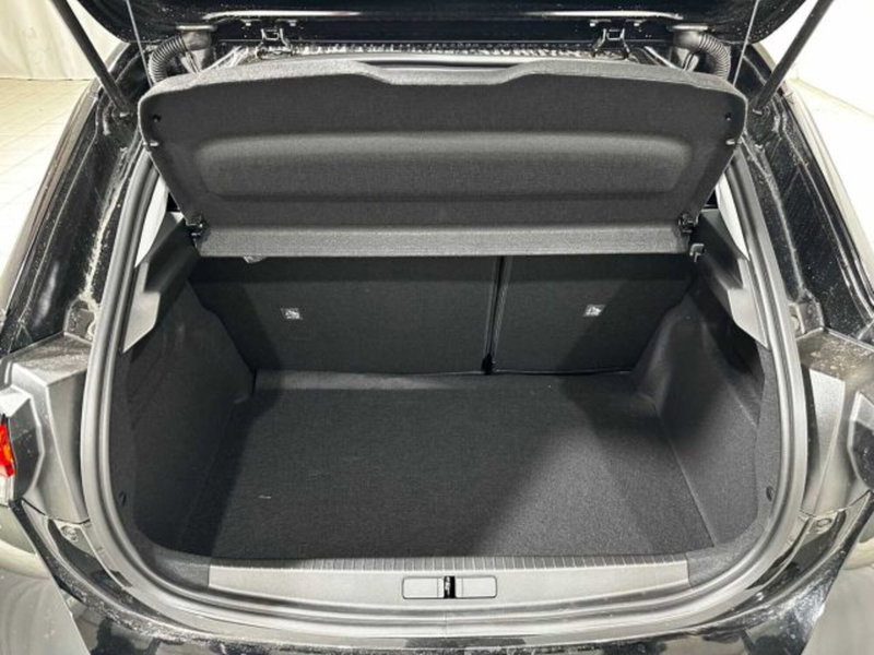 Opel Corsa nuova a Sondrio (15)