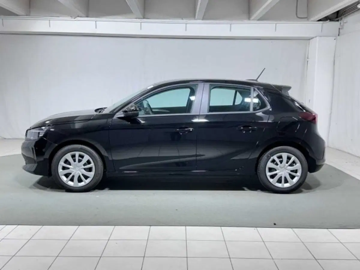 Opel Corsa nuova a Sondrio (2)
