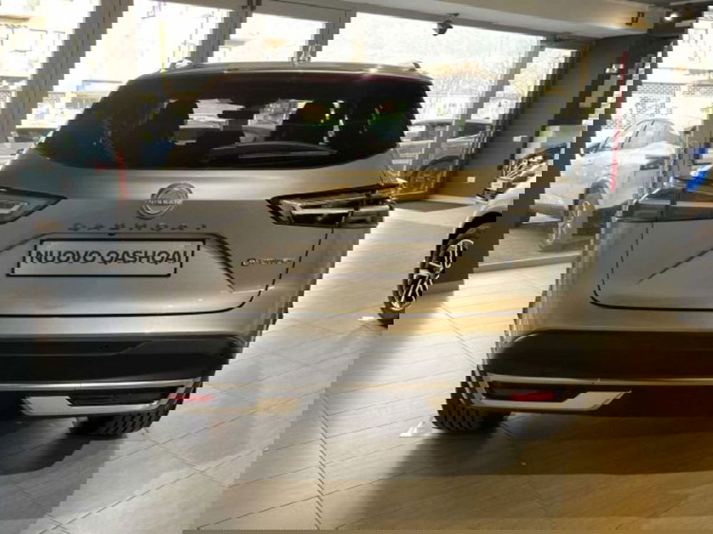 Nissan Qashqai nuova a Sondrio (2)