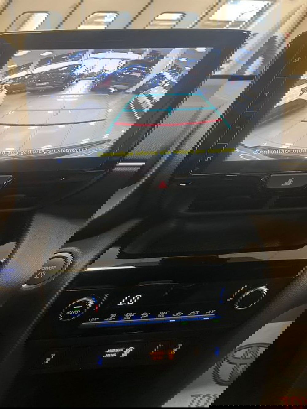 Toyota Yaris Cross usata a Prato (13)