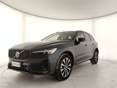 Volvo XC60 B5 AWD automatico Ultimate Dark del 2023 usata a Teramo