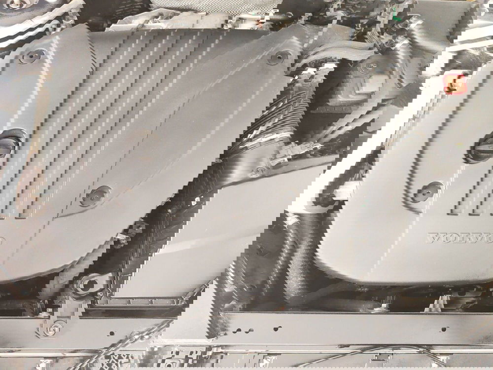 Volvo XC60 usata a Teramo (10)