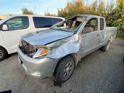Toyota Hilux 2.5 D-4D 4WD 2p. Extra Cab DLX del 2007 usata a Piacenza