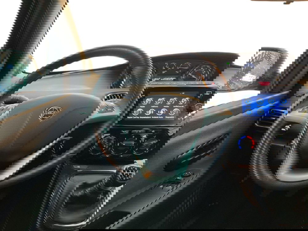 Lancia Ypsilon usata a Torino (12)