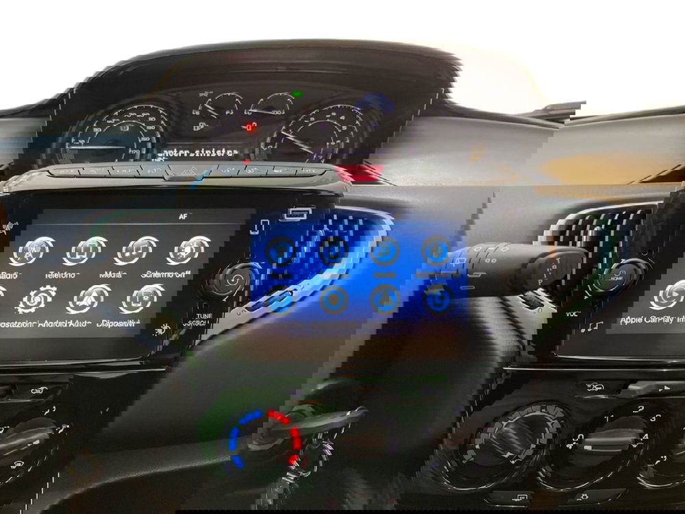 Lancia Ypsilon usata a Torino (13)