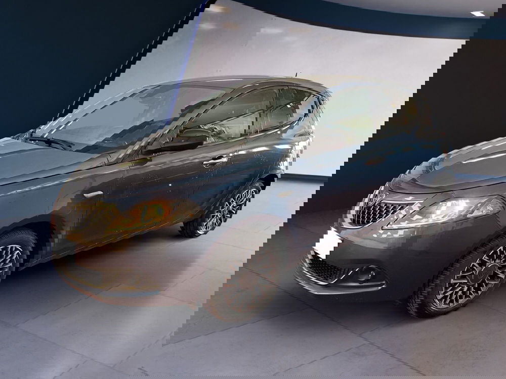 Lancia Ypsilon usata a Torino (2)