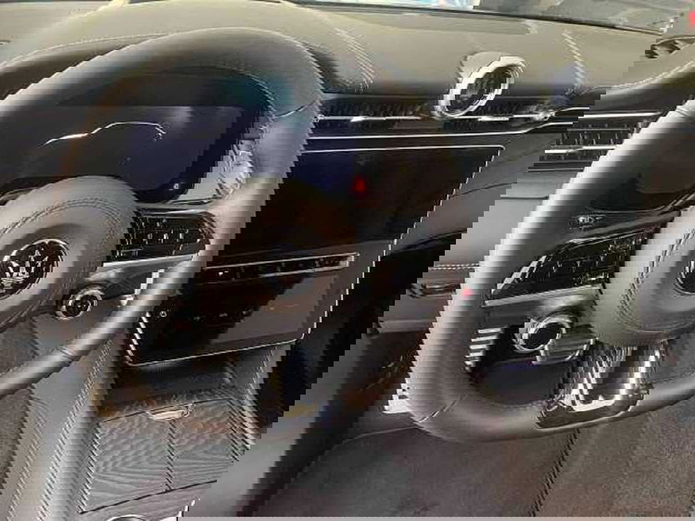 Maserati Grecale usata a Napoli (18)