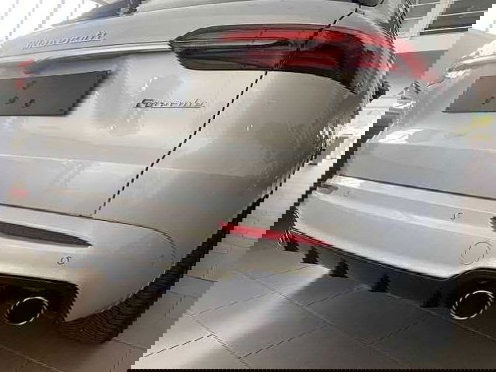 Maserati Grecale usata a Napoli (9)