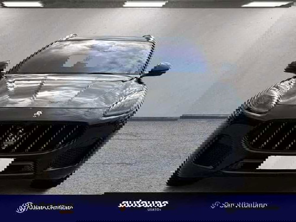 Maserati Grecale usata a Napoli (8)