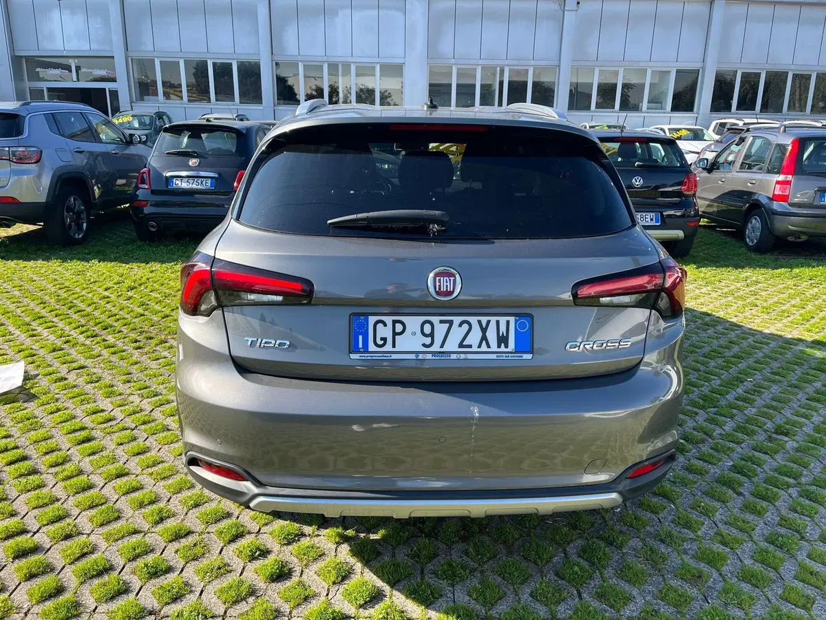 Fiat Tipo usata a Milano (8)