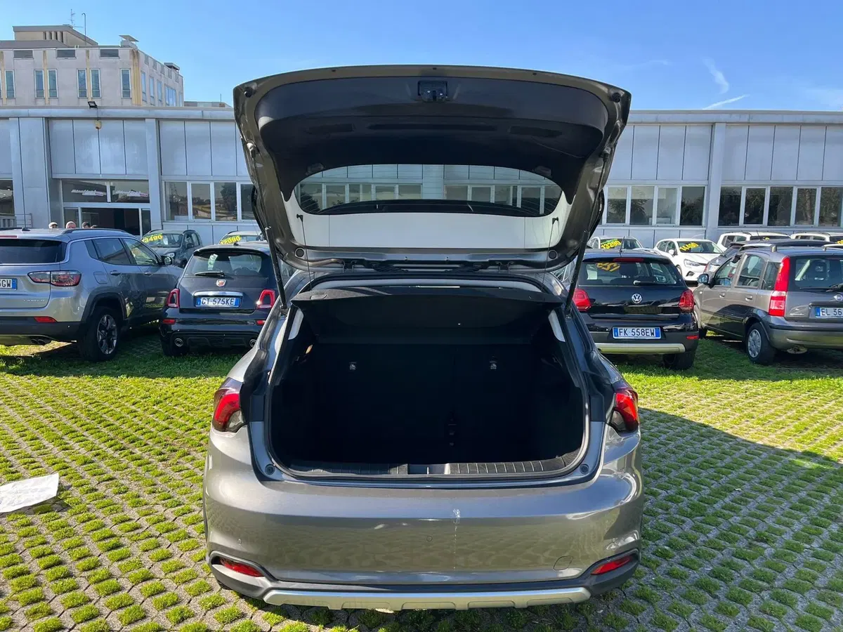 Fiat Tipo usata a Milano (9)
