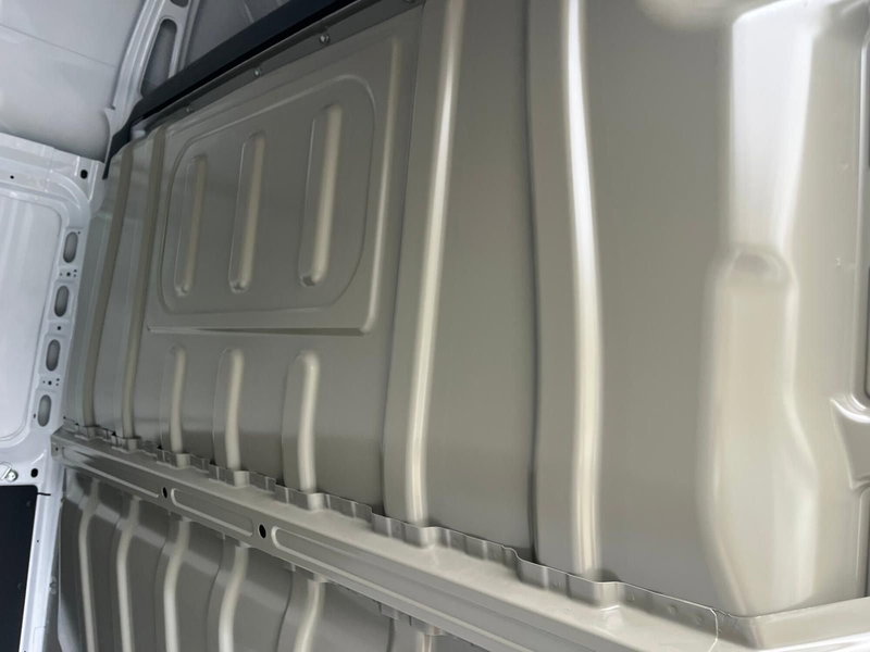 Opel Movano Furgone nuova a Milano (12)