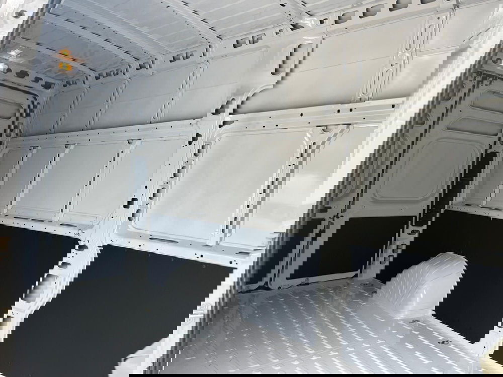 Opel Movano Furgone nuova a Milano (13)