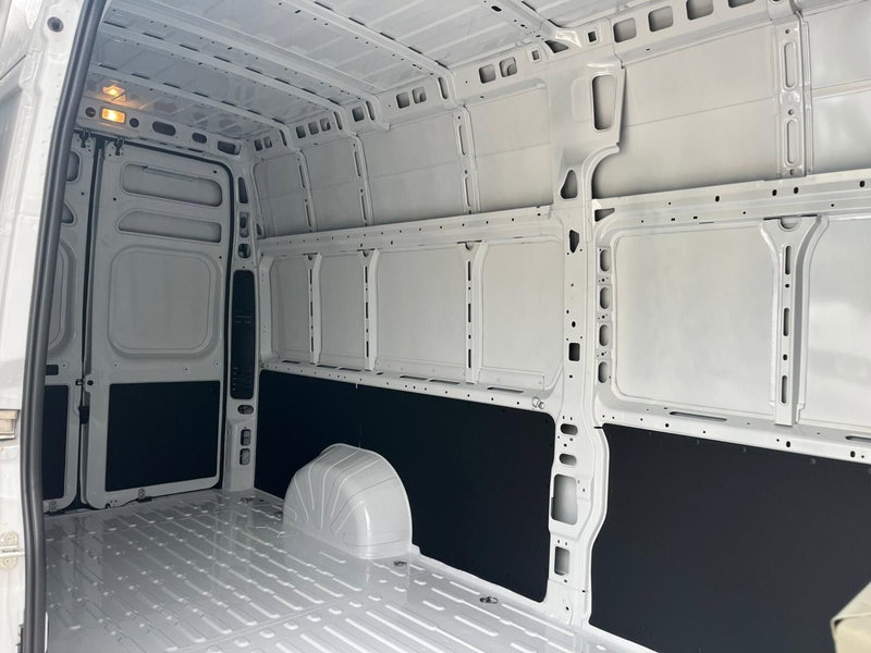 Opel Movano Furgone nuova a Milano (13)