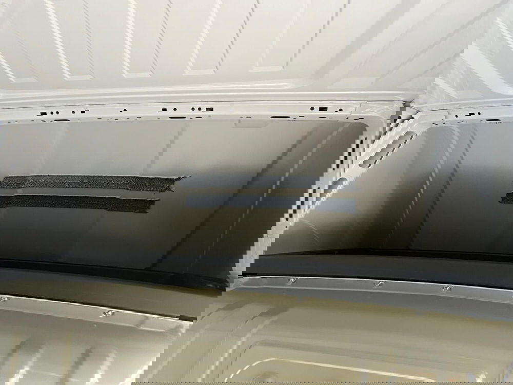 Opel Movano Furgone nuova a Milano (14)