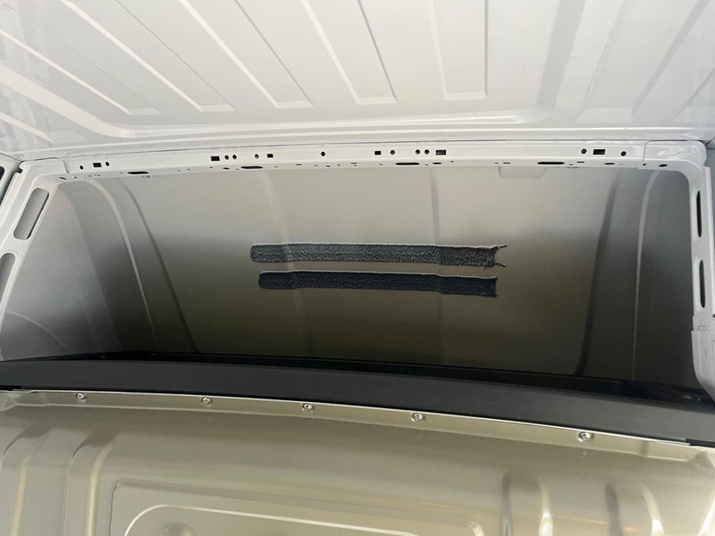 Opel Movano Furgone nuova a Milano (14)