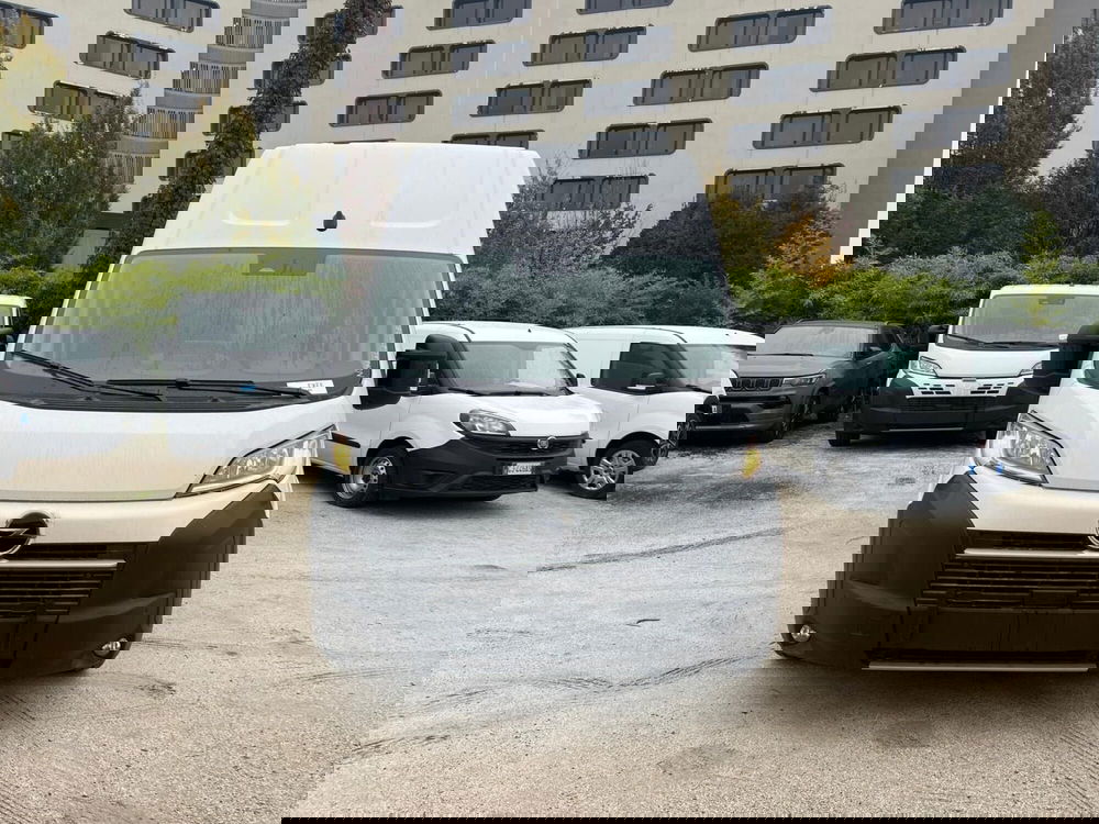 Opel Movano Furgone nuova a Milano (2)