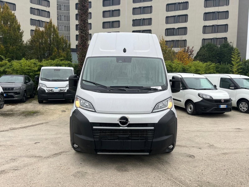 Opel Movano Furgone nuova a Milano (2)