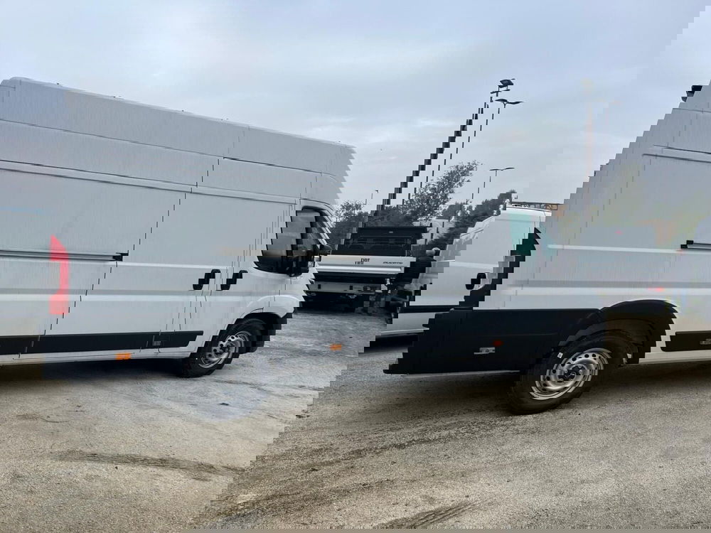 Opel Movano Furgone nuova a Milano (4)