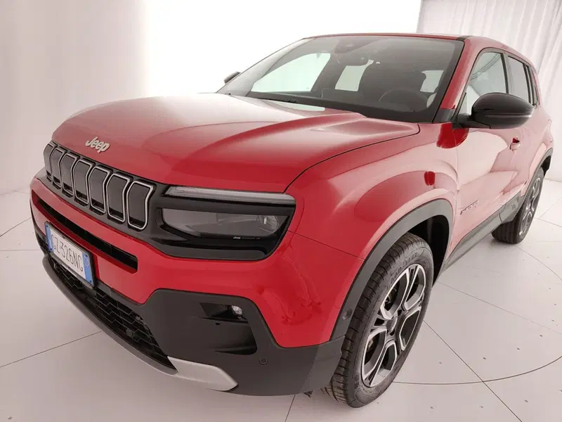 Jeep Avenger nuova a Caserta (13)